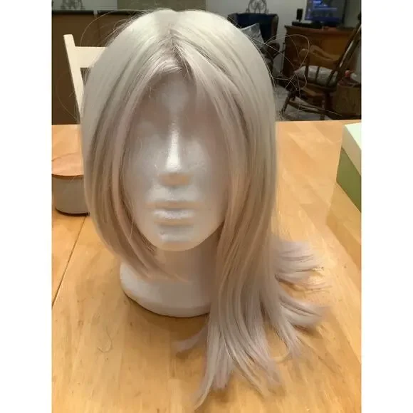 SIS HEAT RESTSTANT SYNTHETIC FIBER WHITE SHORT WIG - Picture 8 of 9